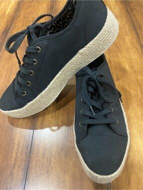 BOBS from Skechers Black Canvas Espadrille Platform Sneakers with Jute Trim